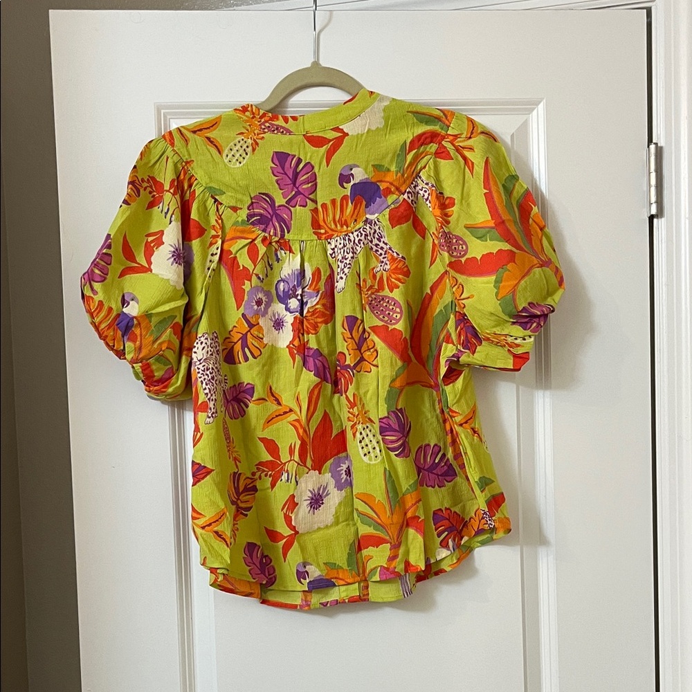 Easel Vibrant Green Floral Blouse - Picture 8 of 11